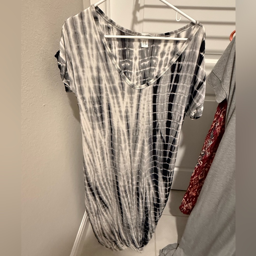 Black and White Tie Dye T-Shirt Maxi